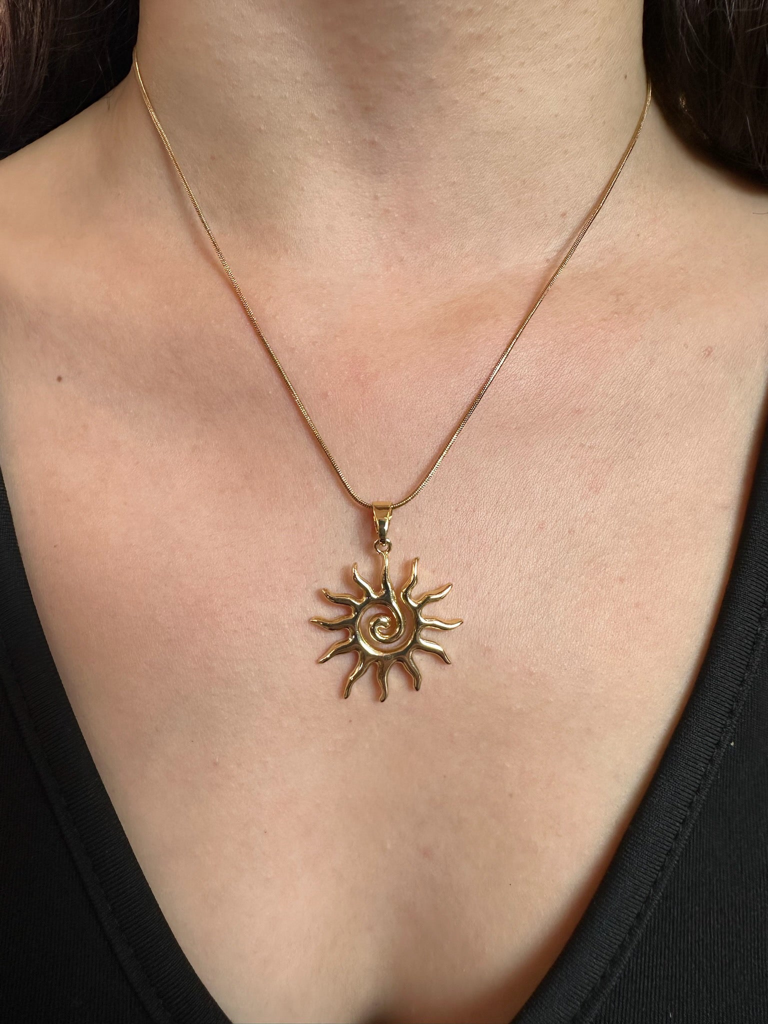 Spiral Sun Altın Kolye